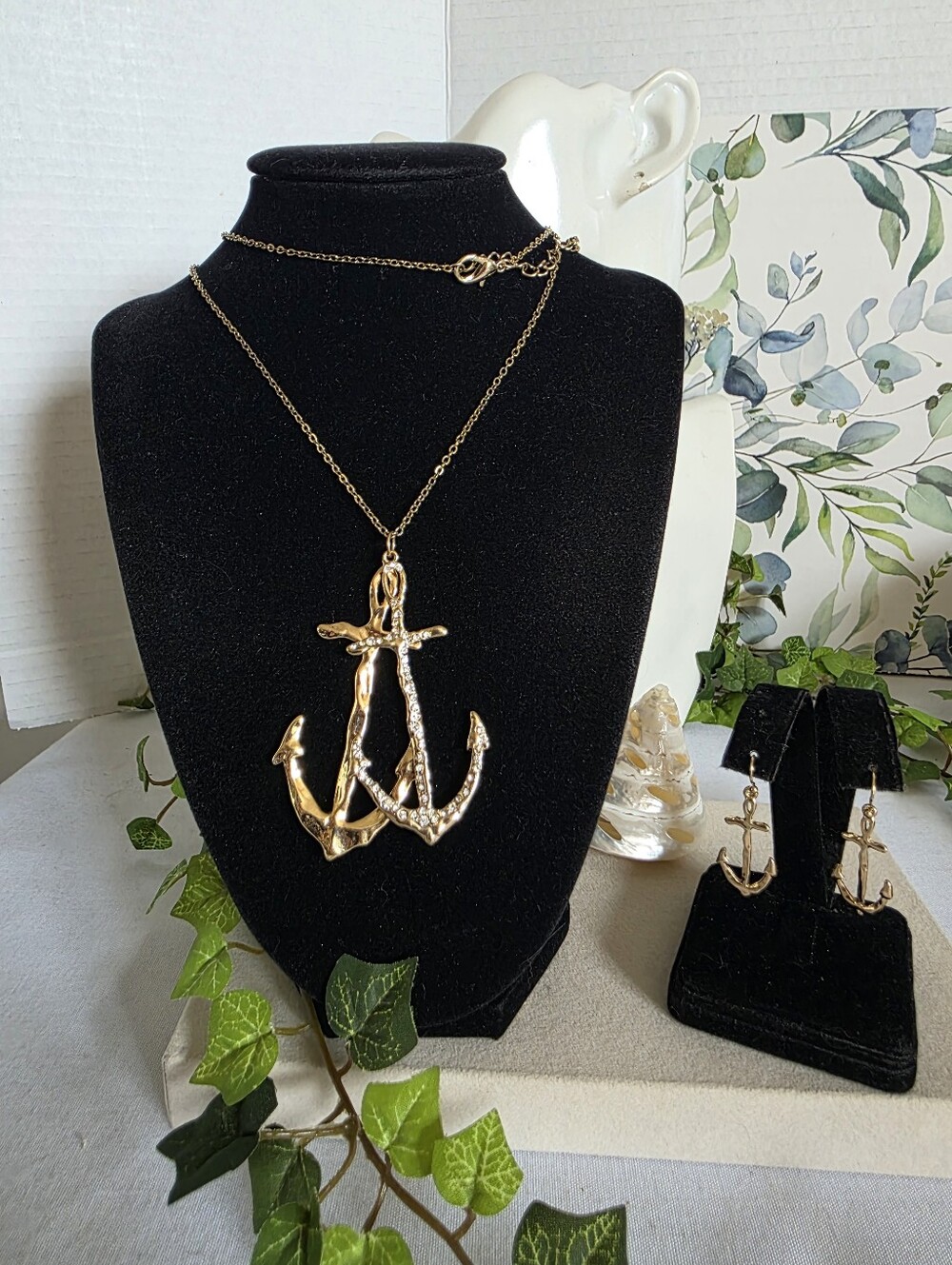 ​Gold Tone Anchor Necklace and Drop Earrings Jewelry Set Nautical